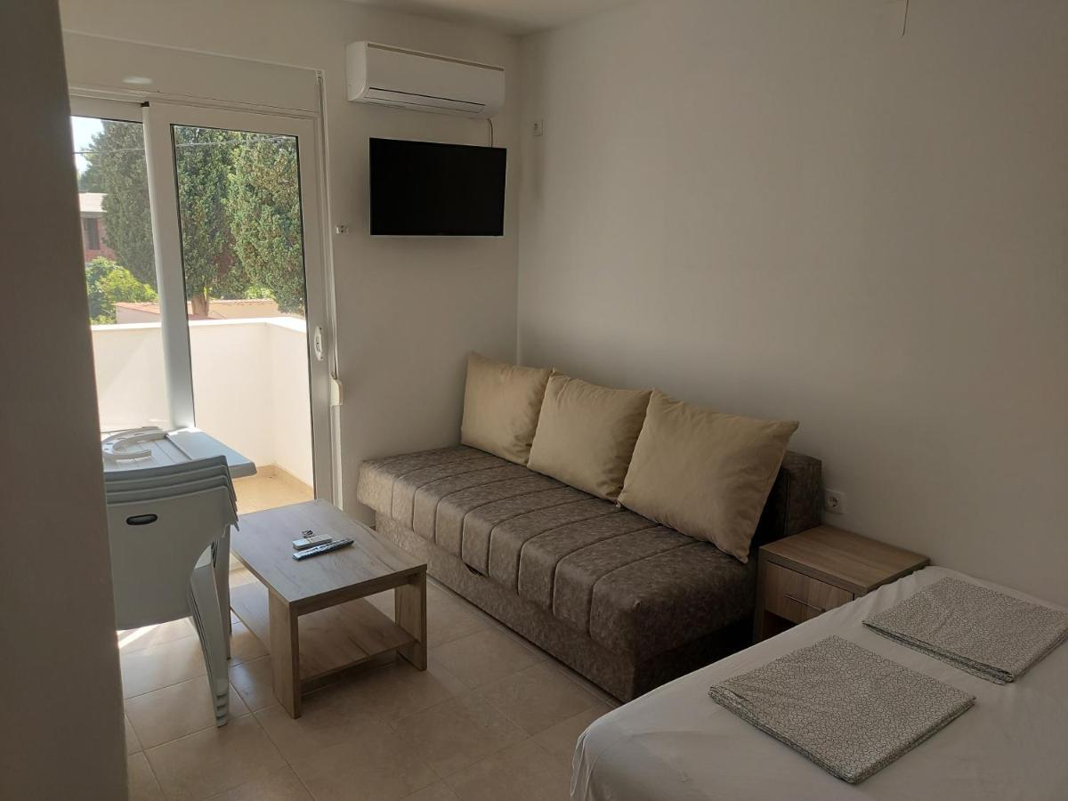 Ulcin Relax Apartments & Rooms 乌尔齐尼 外观 照片